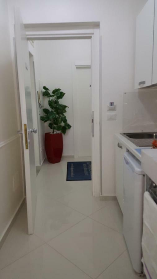 Al Porticciolo Bed & Breakfast Салерно Екстериор снимка
