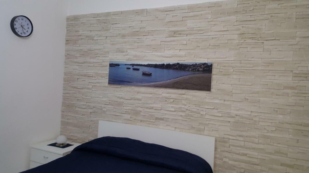 Al Porticciolo Bed & Breakfast Салерно Екстериор снимка