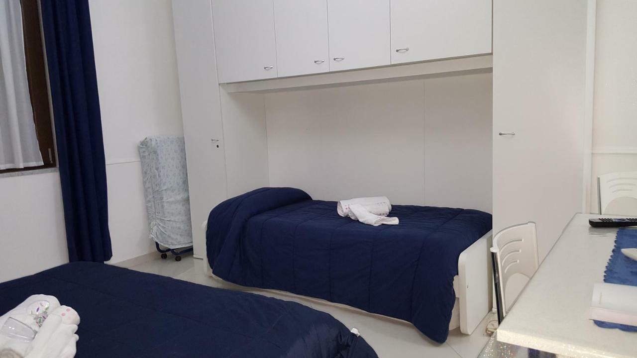 Al Porticciolo Bed & Breakfast Салерно Екстериор снимка