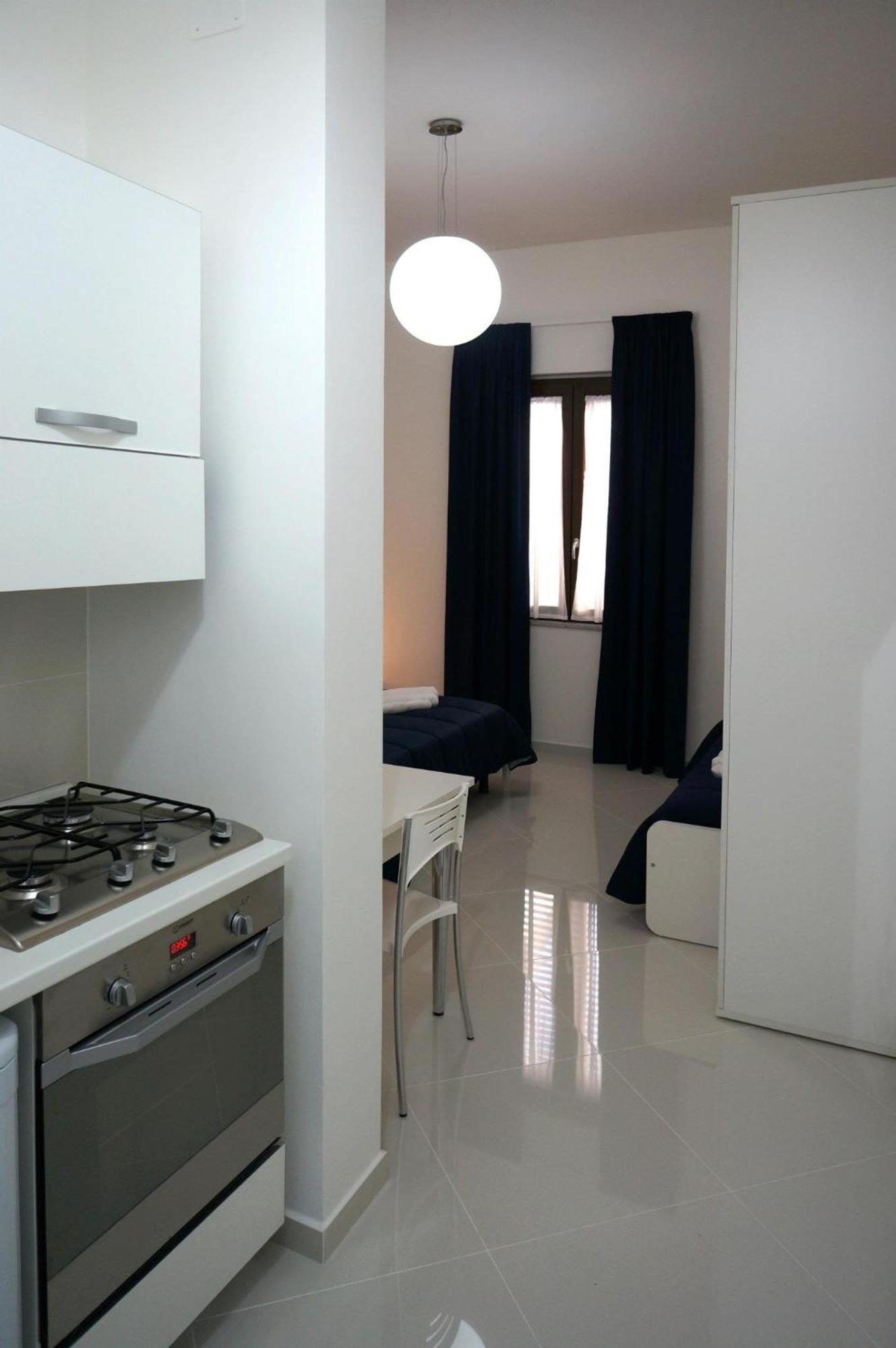 Al Porticciolo Bed & Breakfast Салерно Екстериор снимка