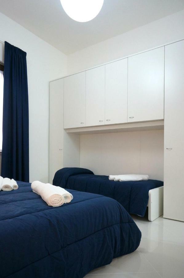 Al Porticciolo Bed & Breakfast Салерно Екстериор снимка