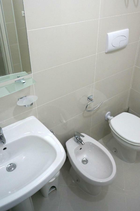 Al Porticciolo Bed & Breakfast Салерно Екстериор снимка