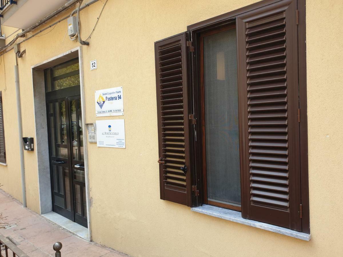Al Porticciolo Bed & Breakfast Салерно Екстериор снимка